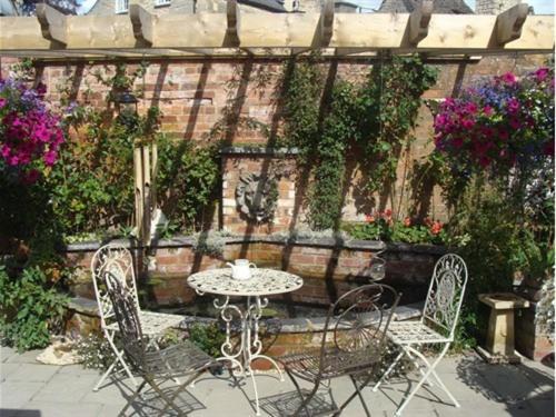 The Old Brewhouse Bed & Breakfast Cirencester Luaran gambar